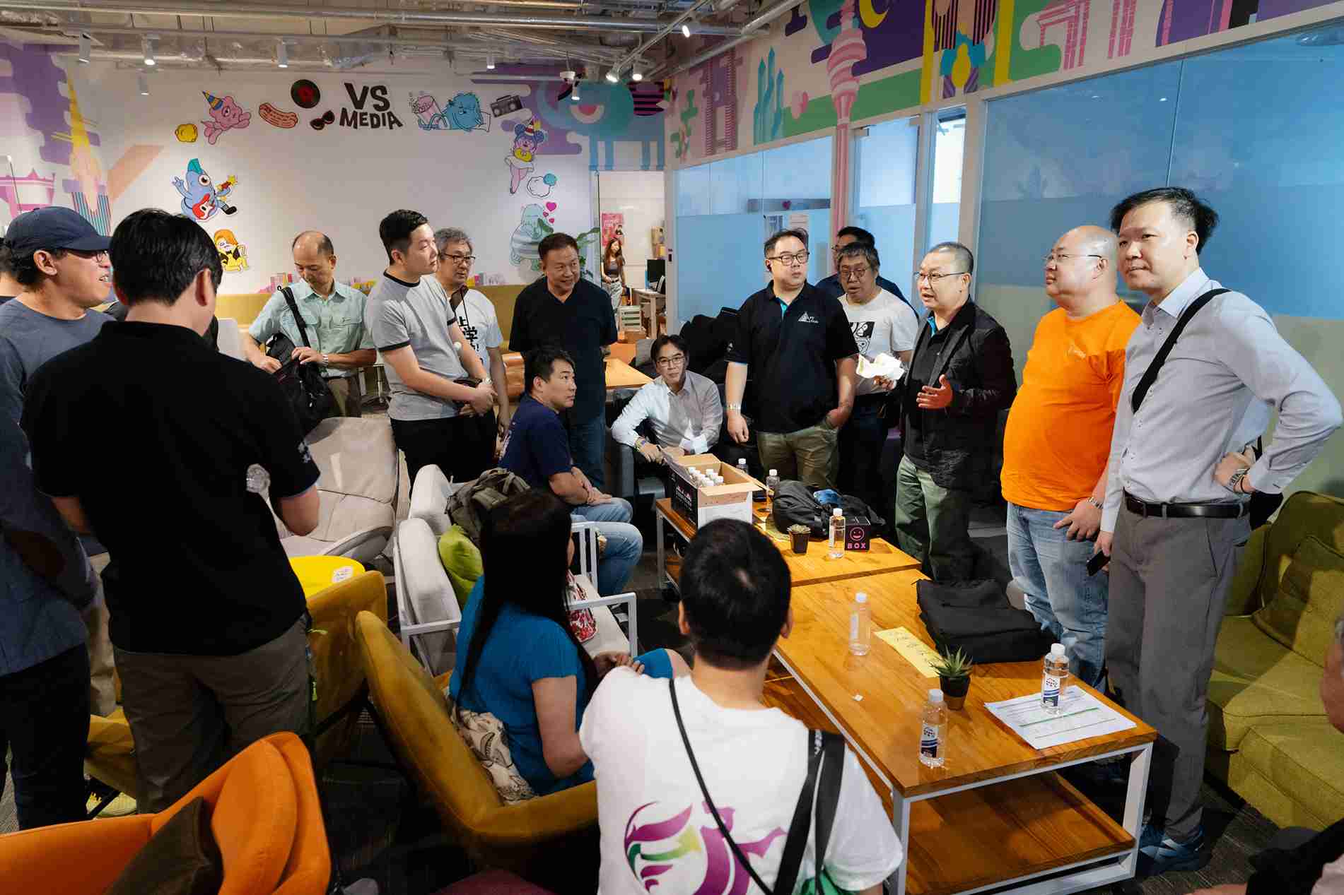 earn-smart-play-hard-1