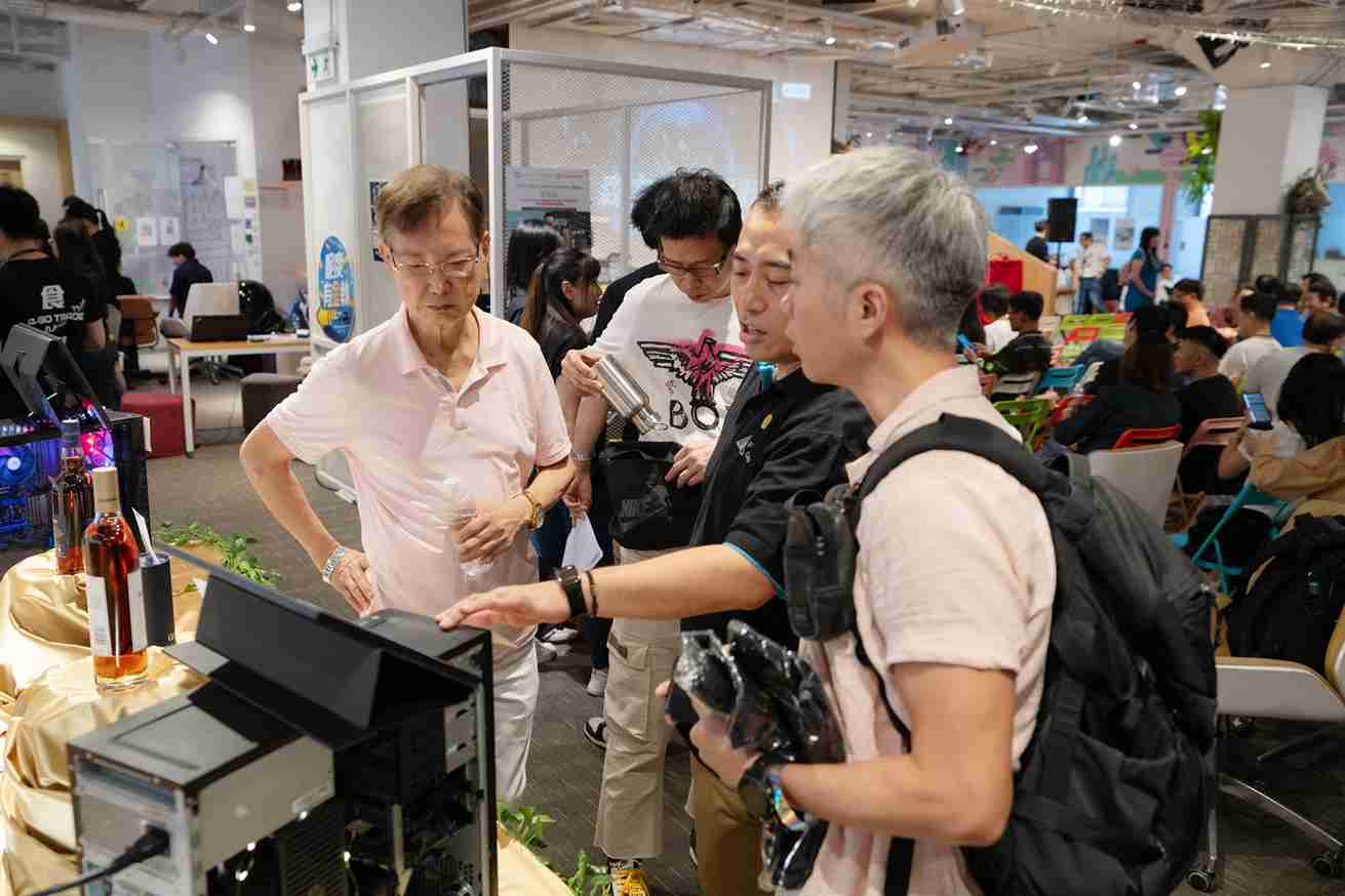 earn-smart-play-hard-2